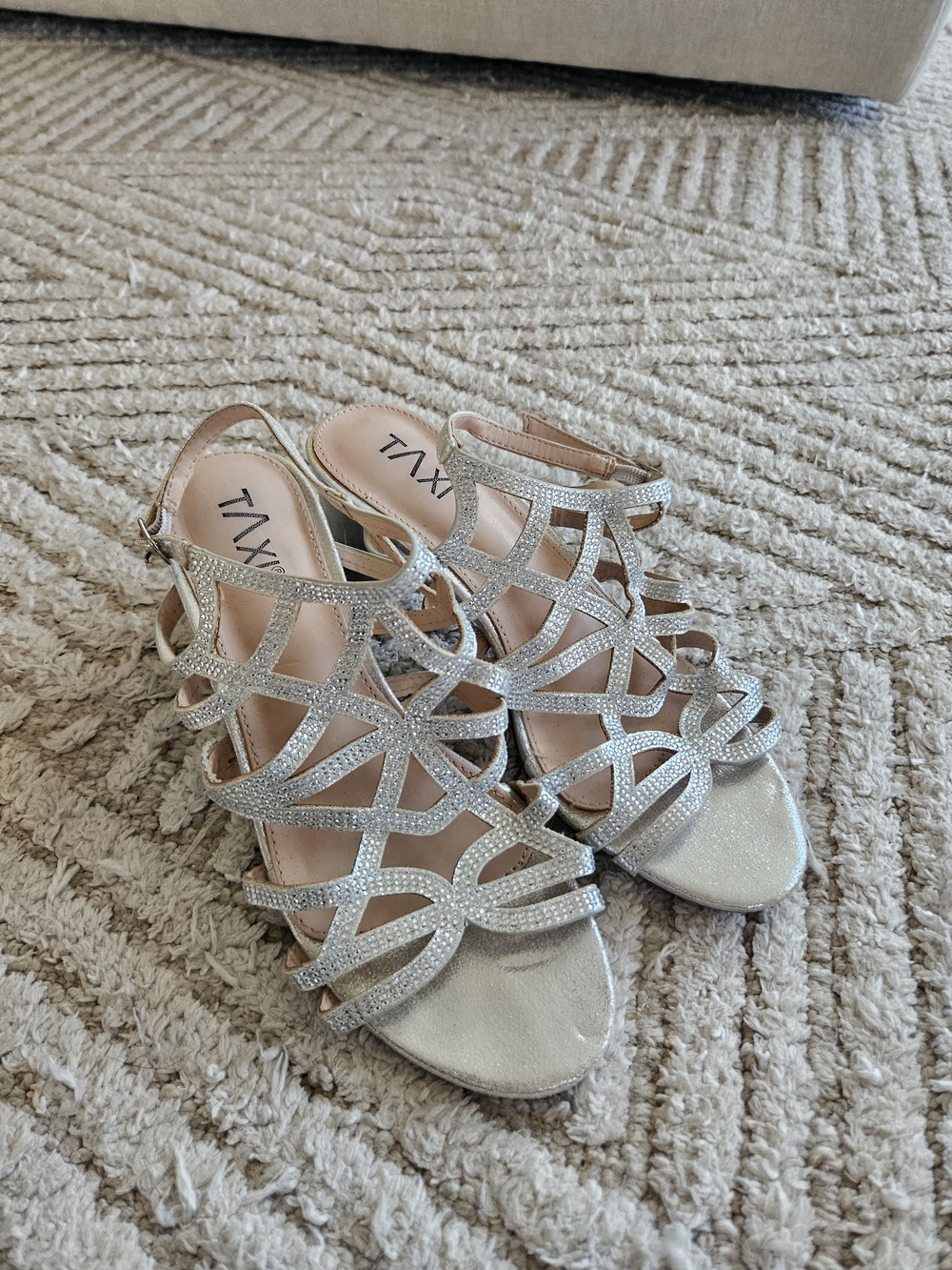 Silver Glitter Strappy Dress Sandals - Women Size 6
